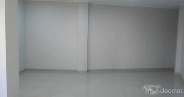 OFICINA BONITA CON TERRAZA EN ALQUILER — foto 4