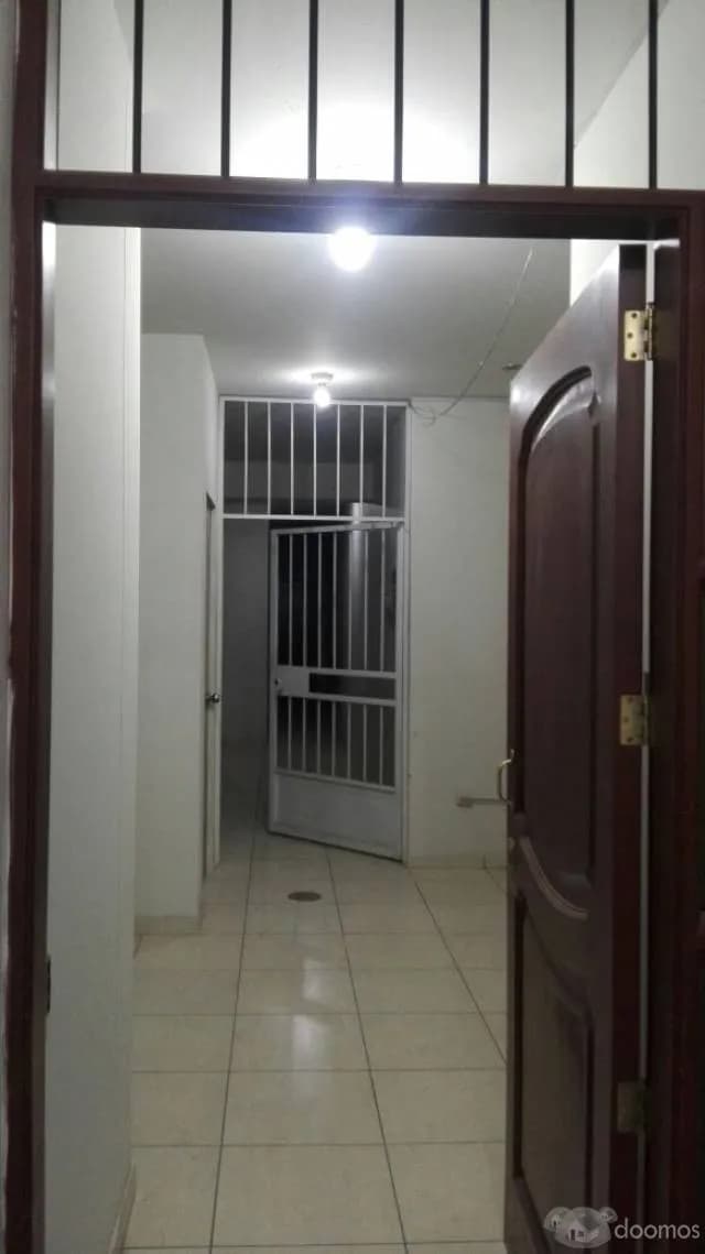 LOCAL PARA OFICINA O VIVIENDA — foto 2