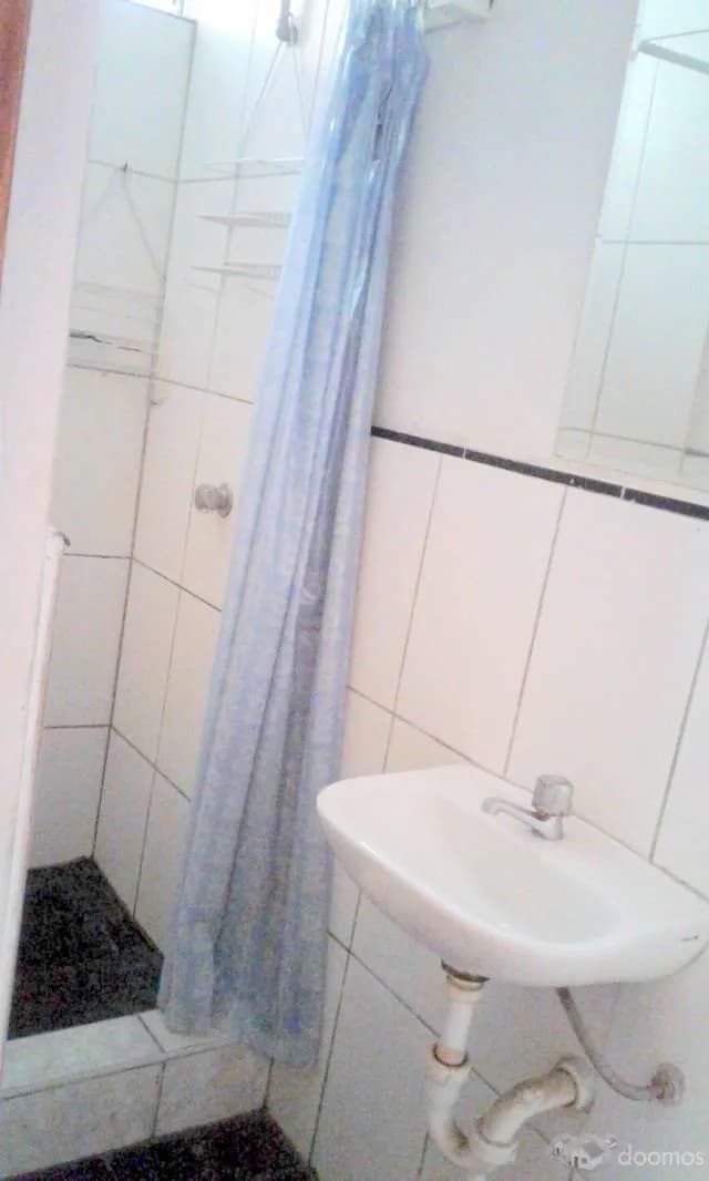 ALQUILO CUARTO CON BAÑO Y COCINA PROPIA s/.700 PRECIO A TRATAR — foto 4