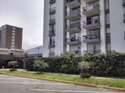 Ubicadísimo Departamento Frente a Jardín Interior en La Mejor Zona de Monterrico