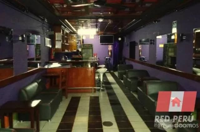 SE VENDE LOCAL COMERCIAL EN EL BOULEVARD DE RETABLO - COMAS — foto 2