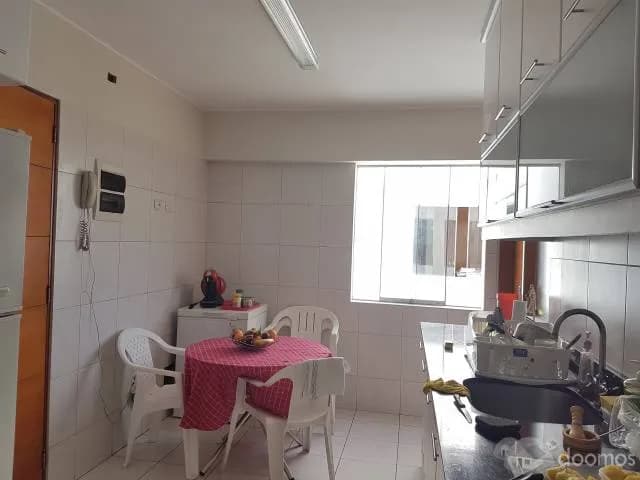Impecable, Amplia Terraza, 3 Baños Incorporados. — foto 5