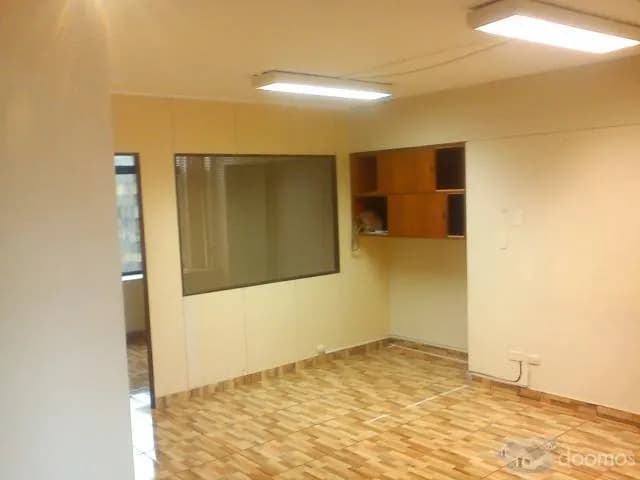 Alquiler de oficina en Miraflores  esq. Shell con Larco. — foto 2