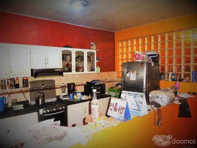 Venta de Casa Espaciosa en Villa Maria Del Triunfo — foto 5