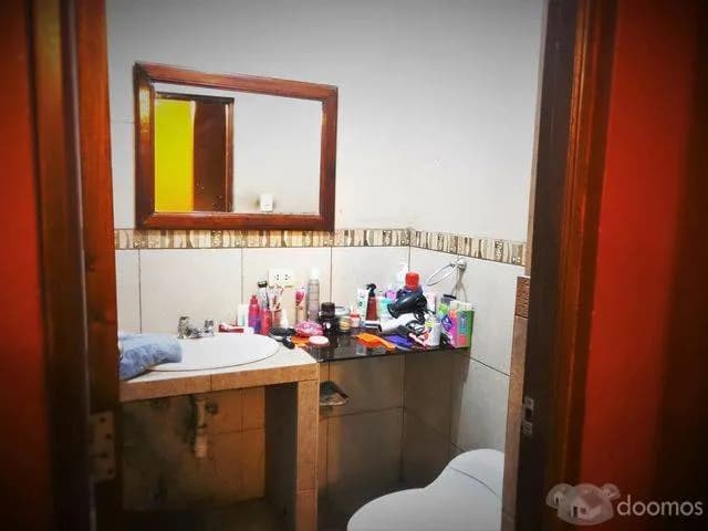 Venta de Casa Espaciosa en Villa Maria Del Triunfo — foto 8