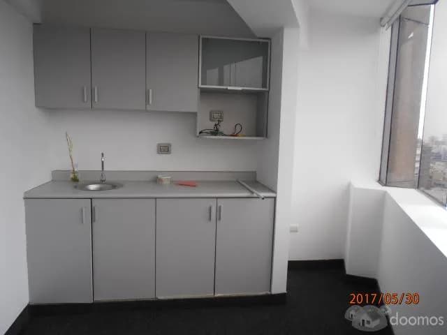 ALQUILER DE OFICINA IMPLEMENTADA EN AV. LARCO  MIRAFLORES — foto 8
