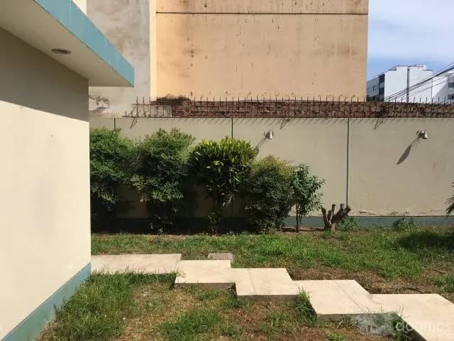 CASA DE 300m2 - 10ml de frente — foto 3
