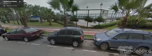 MIRAFLORES: VENDO CASA EN EXCELENTE ZONA RESIDENCIAL — foto 1