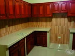 LINDA CASA DE ESTRENO