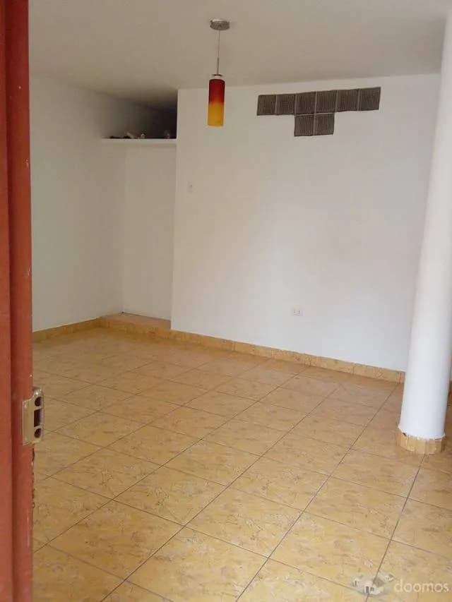 VENDO DEPARTAMENTO AMPLIO SEGUNDO PISO EN URB. LA PURISIMA — foto 4