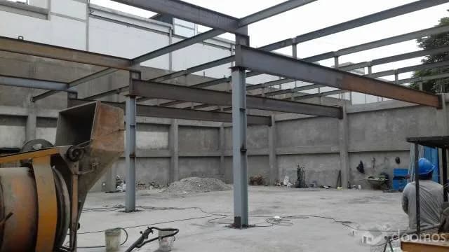 VENDO LOCAL COMERCIAL 600M2 30X20 UBICADISIMO — foto 7