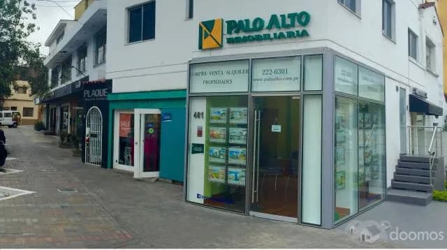 Alquiler en Esquina tienda — foto 1