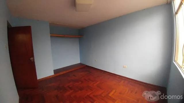 Se vende acogedora casa de 3 pisos en Pueblo Libre — foto 5