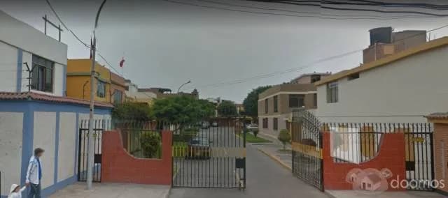 CASA COMO TERRENO DE 2 PISOS — foto 3