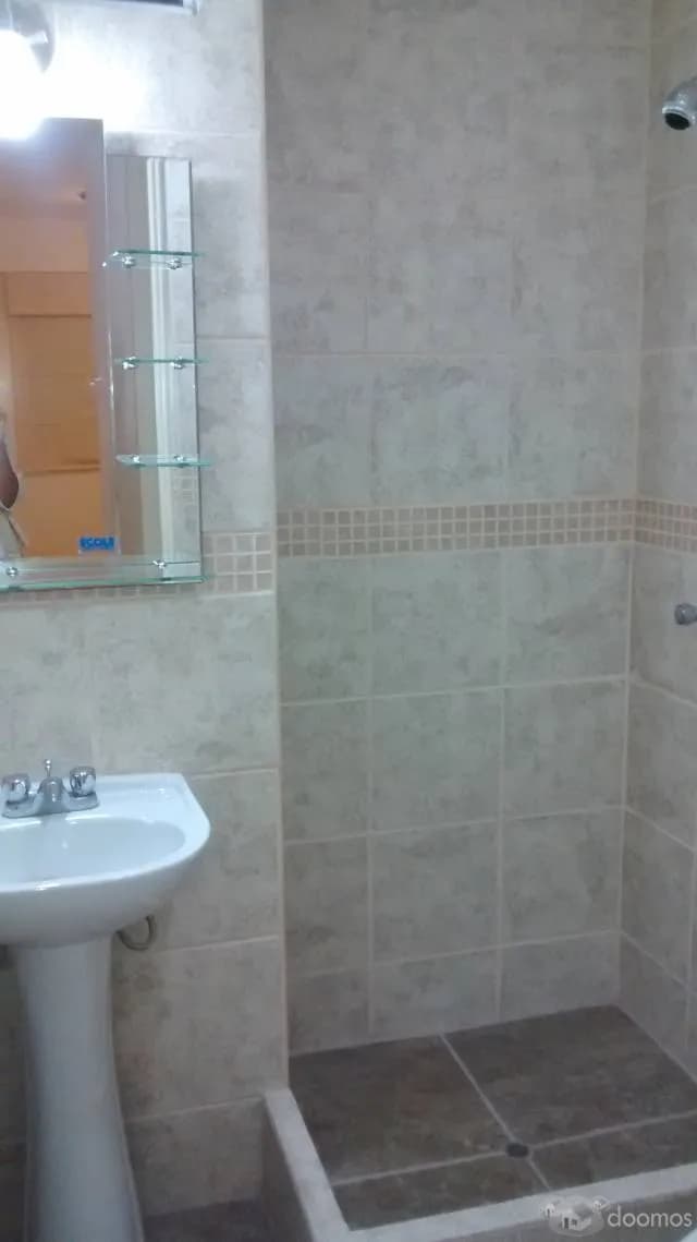 SE ALQUILA — foto 3
