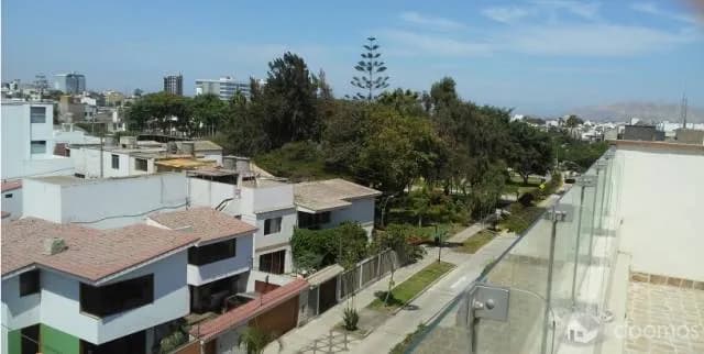 ZONA CENTRICA. CERCA DE CAMINOS DEL INCA Y VELASCO ASTETE — foto 1