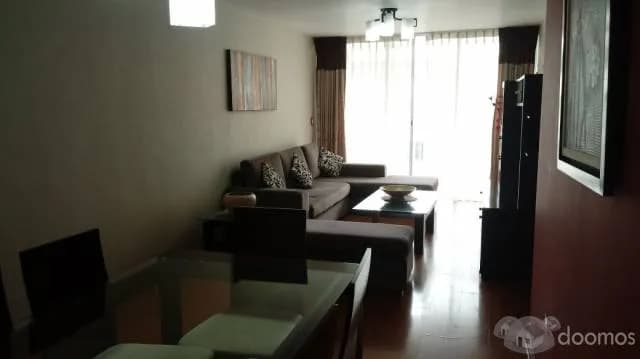 Alquilo amplio departamento amoblado con terraza y cochera Miraflores. — foto 15