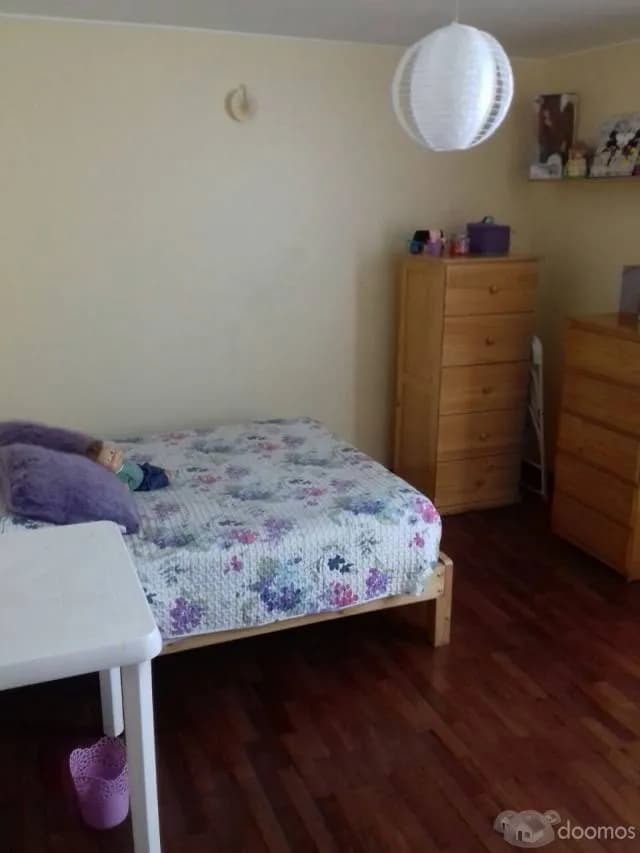LINDA CASA DE 3 PISOS CERCA A PARQUE EN CEDROS DE VILLA — foto 13
