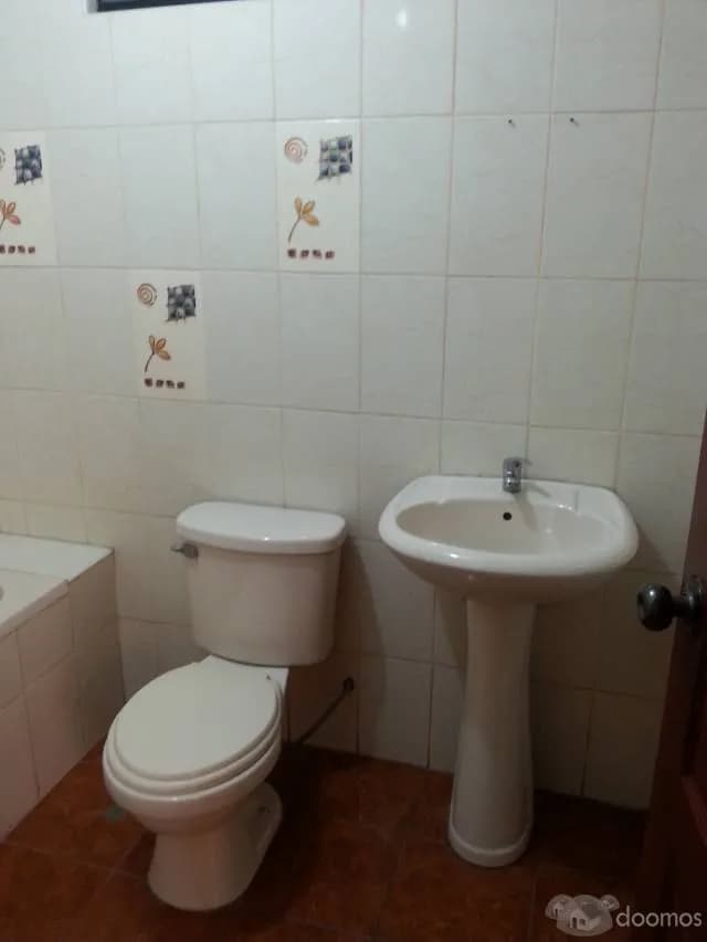 LINDO DEPARTAMENTO EN 2DO PISO URB LOS JARDINES DE SURCO — foto 4