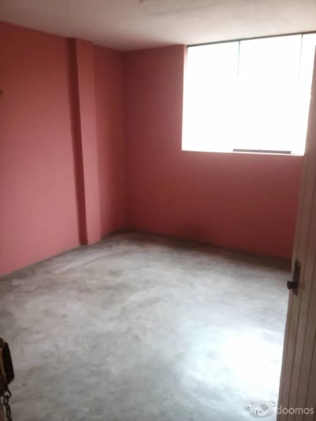 REMATO CASA DE 3 PISOS POR VIAJE — foto 6