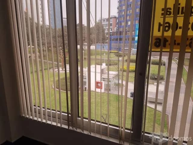 ALQUILER DE OFICINA COMERCIAL EN CENTRO FINANCIERO DE SAN ISIDRO — foto 2