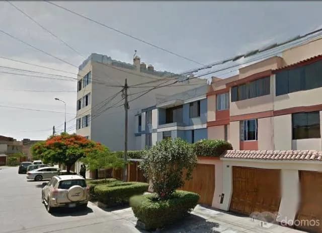 REMATO AMPLIO DEPARTAMENTO — foto 2
