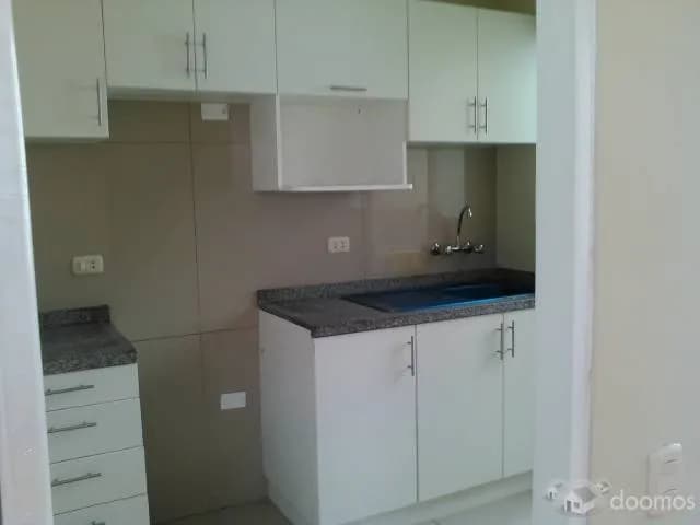 Alquilo departamento en Salamanca De Monterrico — foto 7
