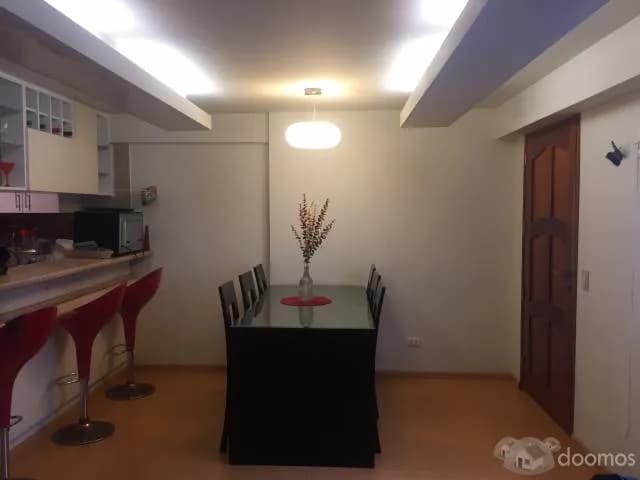 LINDO DORMITORIO EN DEPARTAMENTO AMOBLADO EN MIRAFLORES — foto 2