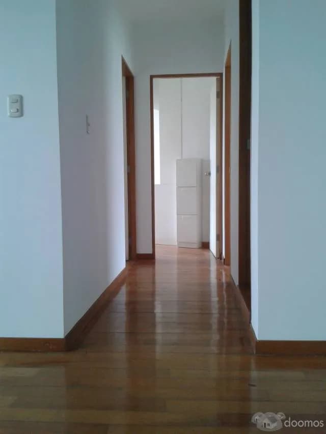 ALQUILO DEPARTAMENTO CON COCHERA TECHADA 3 DORMITORIOS — foto 7