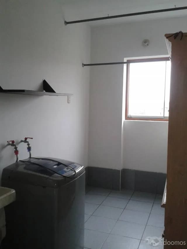 ALQUILO DEPARTAMENTO CON COCHERA TECHADA 3 DORMITORIOS — foto 8
