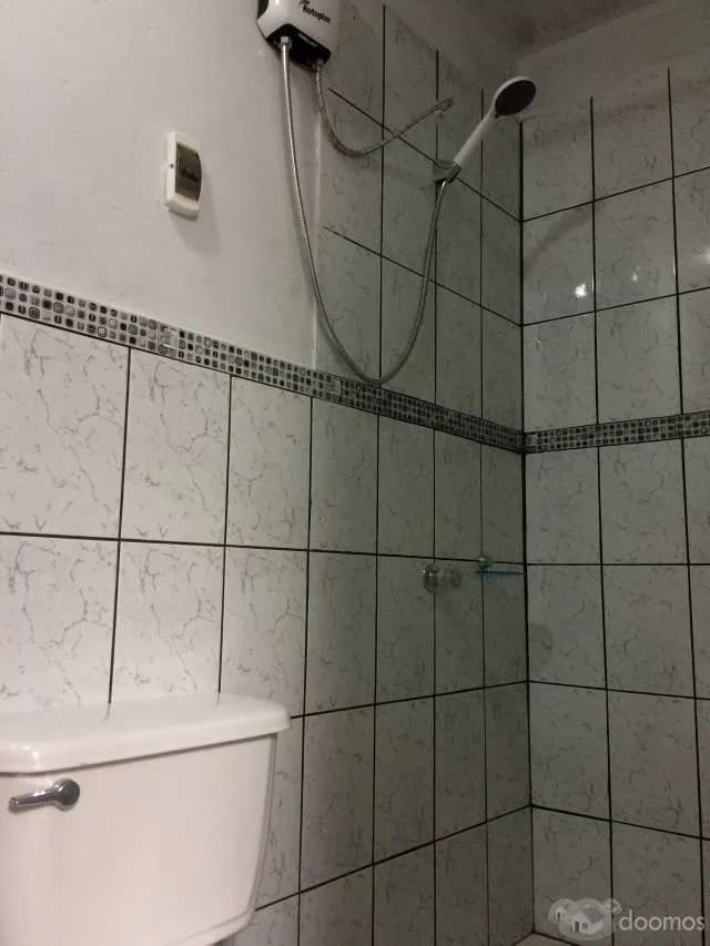 alquilo habitación de estreno con agua caliente e internet — foto 4
