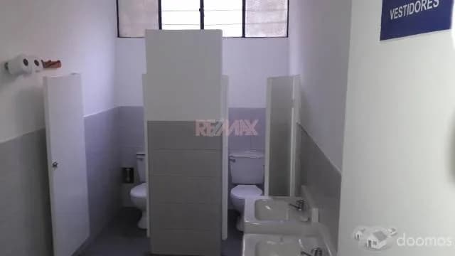 ALQUILO LOCAL COMERCIAL EN EL PARQUE INTERNACIONAL DE LA INDUSTRIA Y COMERCIO CALLAO — foto 2