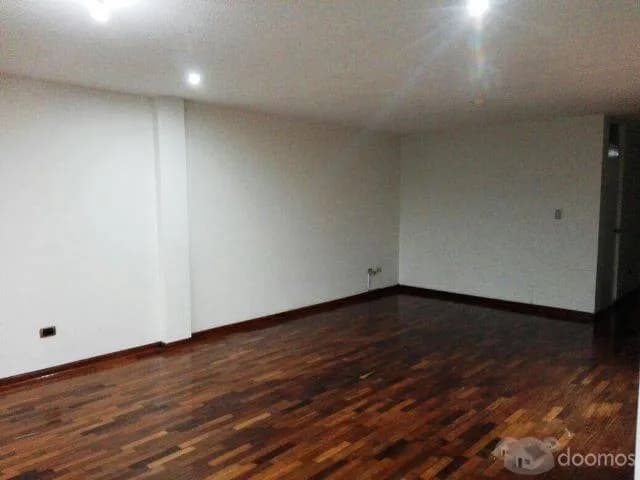 GRAN DUPLEX EN SURCO, CON EXCELENTE DISTRIBUCION — foto 7