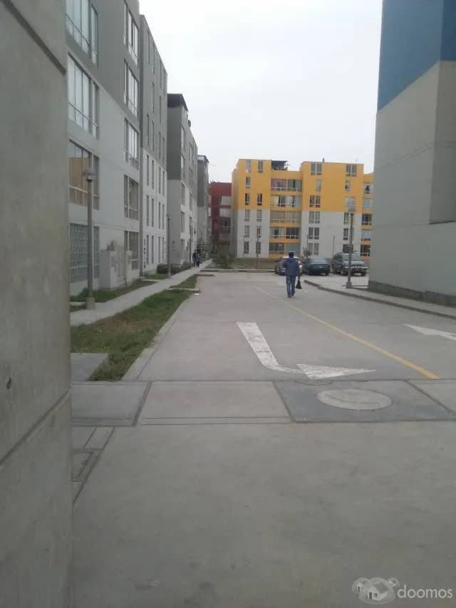 VENDO DEPARTAMENTO -   PRIMER PISO  -- CON ÁREA LIBRE PARA CONSTRUIR. — foto 2