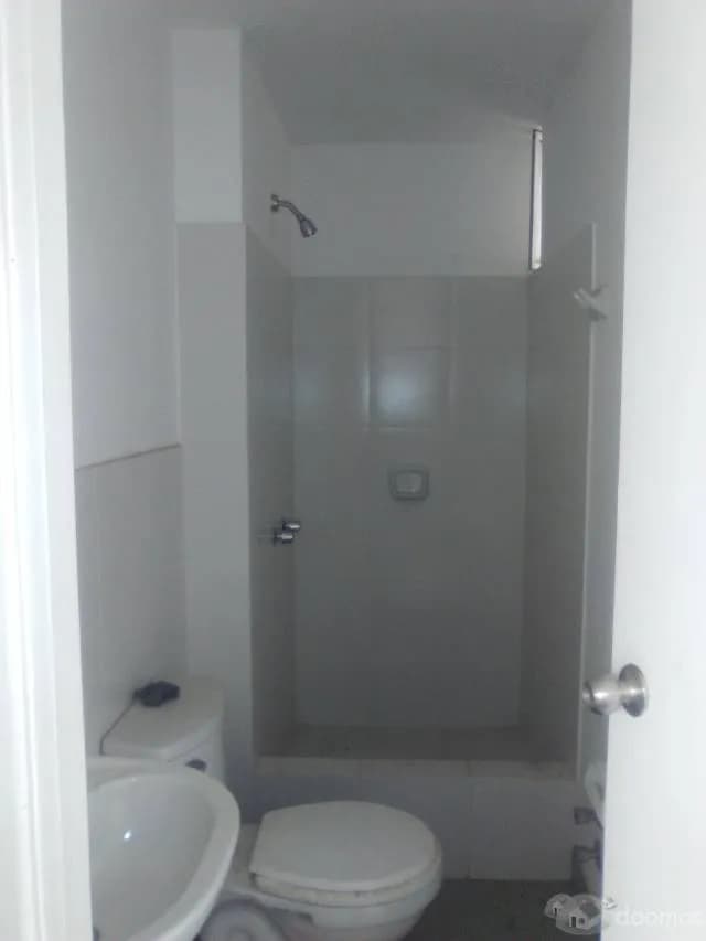VENDO DEPARTAMENTO -   PRIMER PISO  -- CON ÁREA LIBRE PARA CONSTRUIR. — foto 7