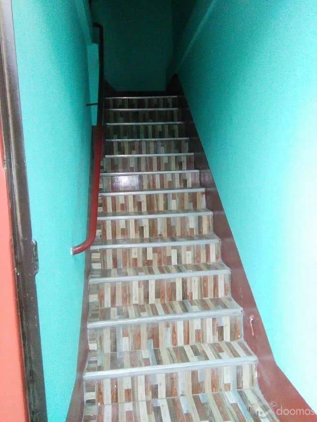 OCASION VENDO CASA DE 3 PISOS , PARA COMERCIO , HOSPEDAJE , ETC - TRATO DIRECTO — foto 2
