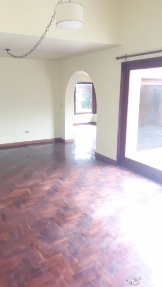 VENDO HERMOSA CASA EN AV. CASUARINA SURCO (LIMA - PERU) — foto 8