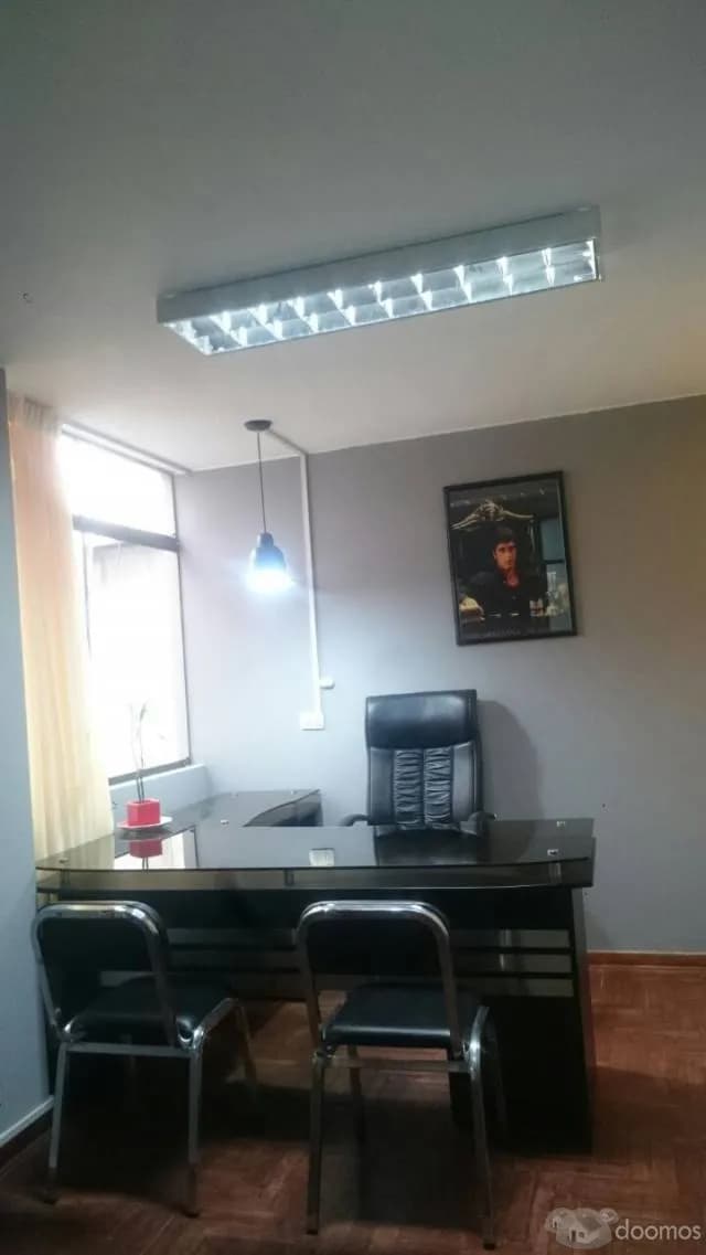 Se comparte oficina amoblada en surco — foto 2