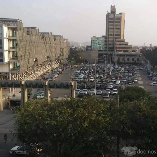 Se comparte oficina amoblada en surco — foto 1