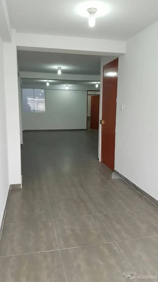 Alquilo Local Comercial de Estreno - 4 pisos + 1 terraza - La Victoria — foto 4