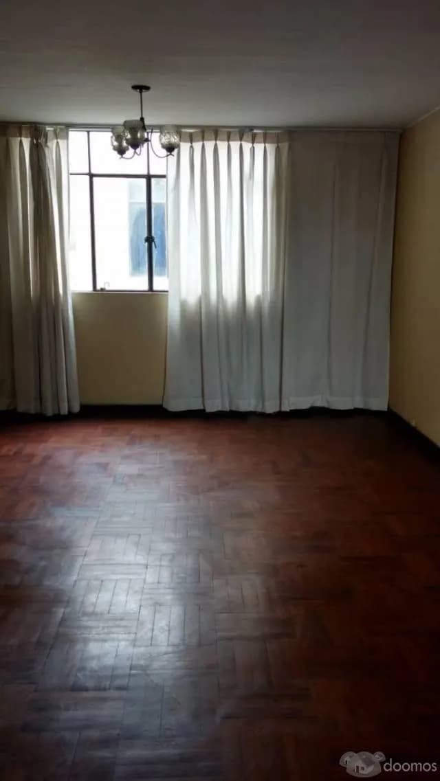 VENTA DE AMPLIO DEPARTAMENTO - JR. CASTILLA - MAGDALENA DEL MAR — foto 2