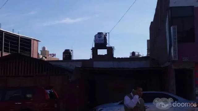 VENTA DE CASA COMO TERRENO - AV. SAN MARTIN - ICA — foto 4