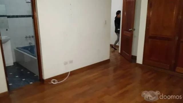 SE VENDE DEPARTAMENTO EN CAMINOS DEL INCA — foto 2