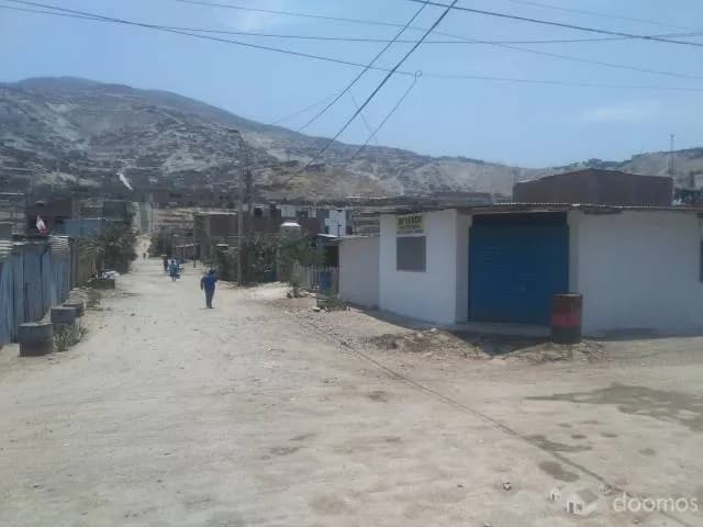 vendo terreno con casa seminoble — foto 1