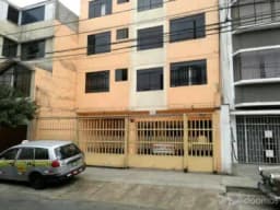 ALQUILO DPTO EN SAN BORJA. JR. GOZZOLI SUR 4TO PISO. S/. 1,800.