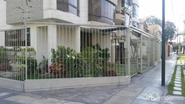 SURCO OCASIÓN VENDO DPTO.  224.00 m2, 5 DORMTS.  $265,000.= — foto 1