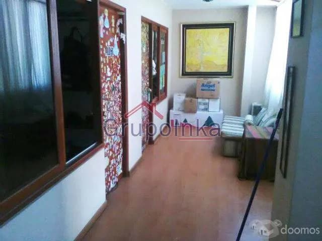 CASA TALLER EN ESQUINA CON CALLE LOS CANCHIS — foto 1