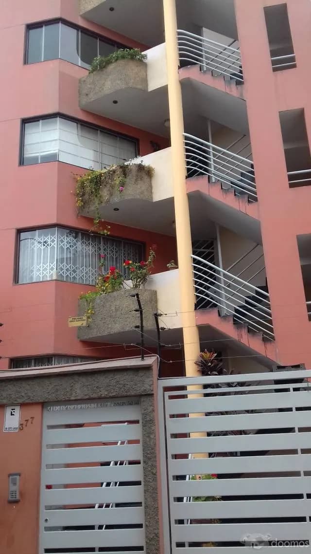ALQUILO MODERNO DEPARTAMENTO FRENTE AL PARQUE — foto 8