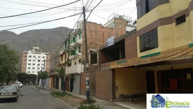 CASA DE 2 PISOS! - URB MAYORAZGO CHICO — foto 1