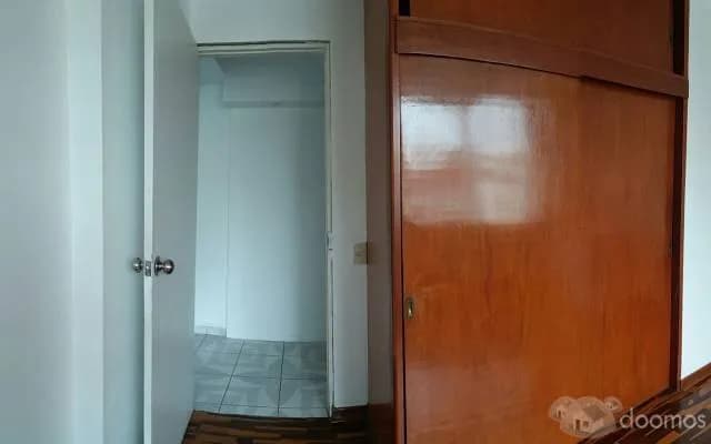Se Alquila Oficina o Consultorio Médico — foto 3